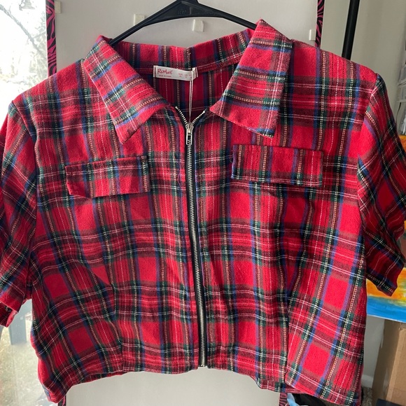 Plaid Zip-up Blouse - Picture 3 of 6